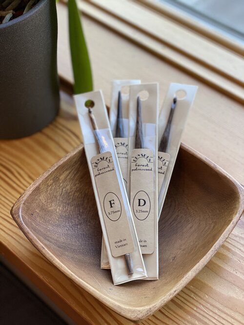 Bryspun Palmwood Crochet Hook