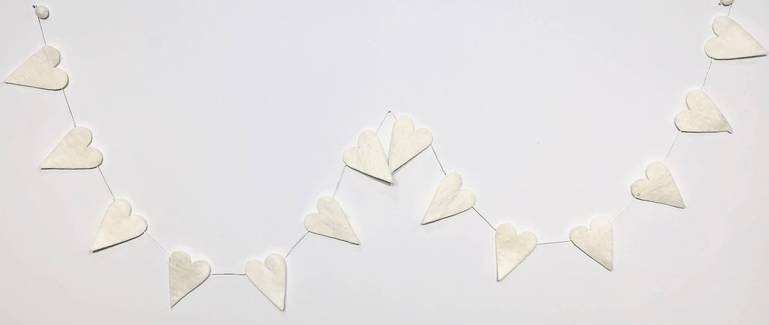 60"  Felt garlands, HEARTS cream