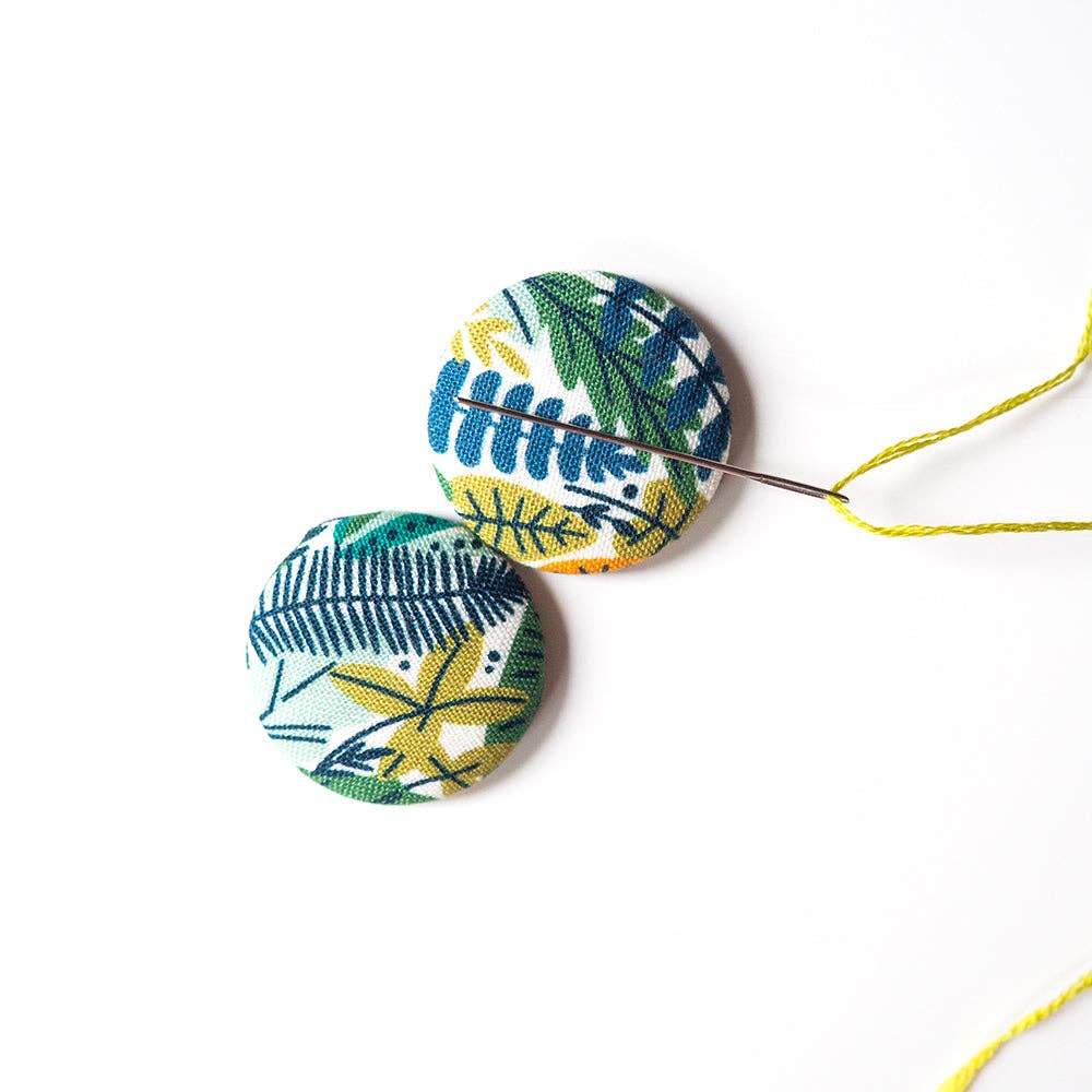 Needle Minder
