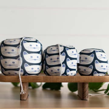 Cozy Cakes Yarn Cozy