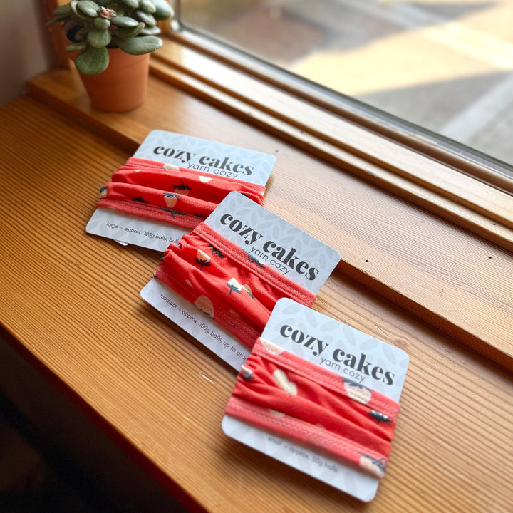 Cozy Cakes Yarn Cozy