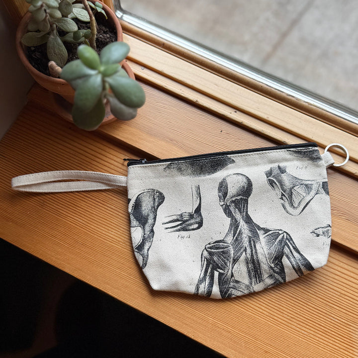 Printed Zip Pouch w/Strap