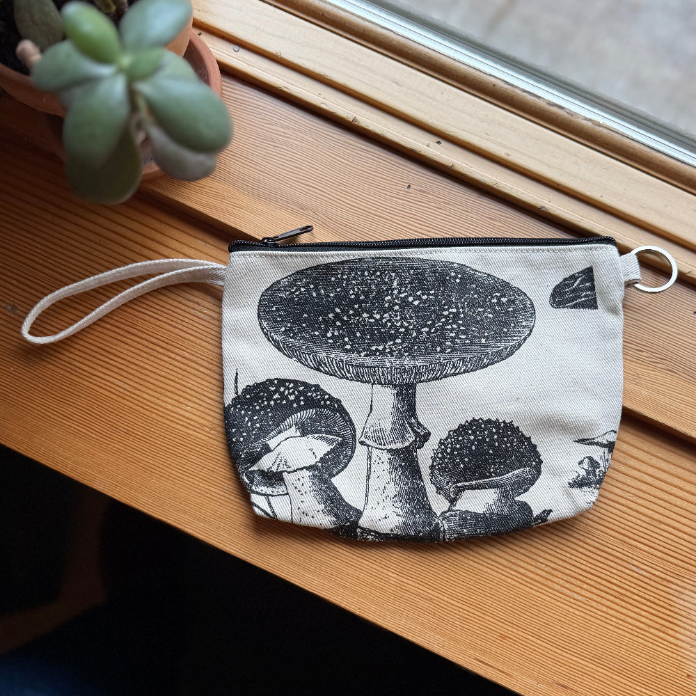 Printed Zip Pouch w/Strap