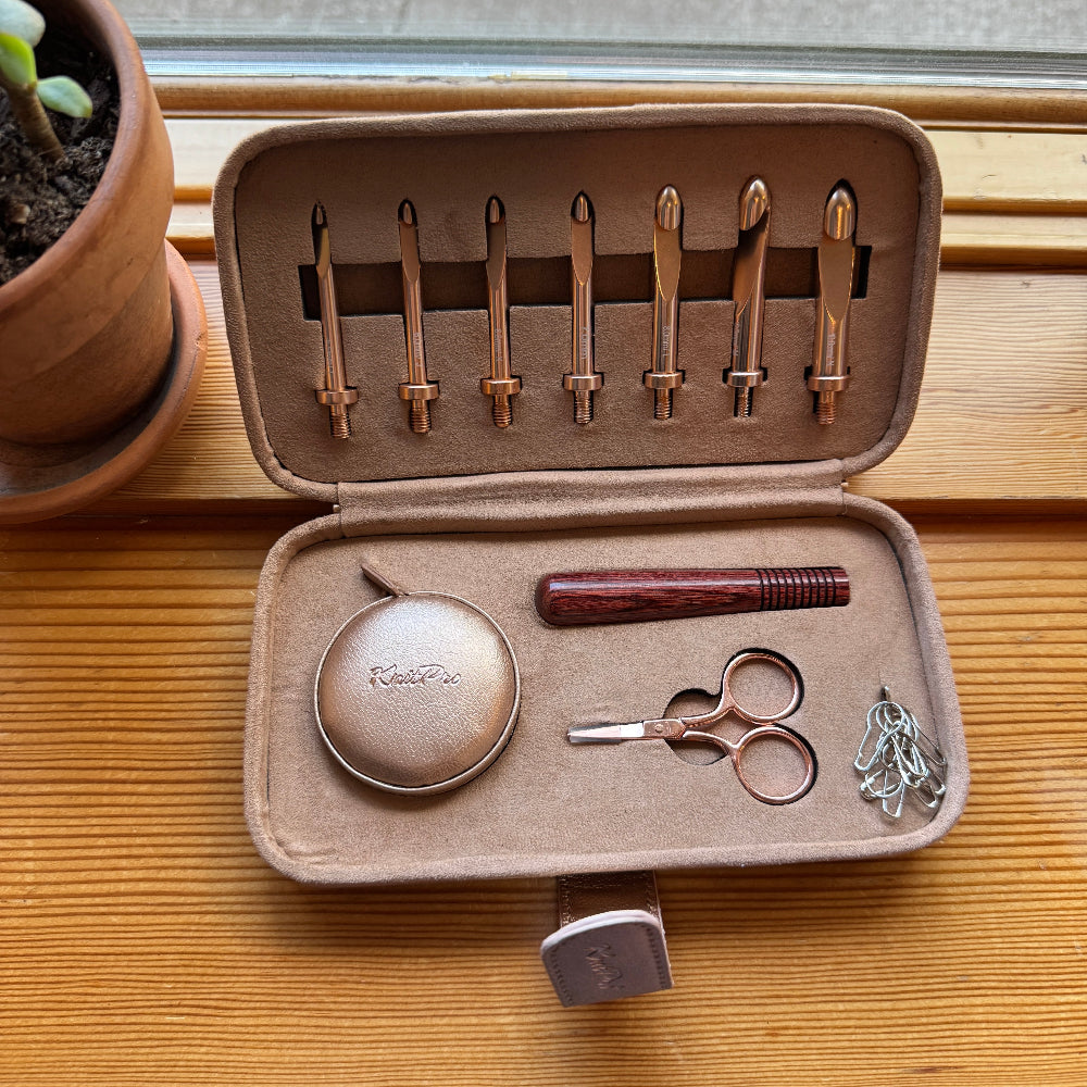 Oasis Crochet Hook Set