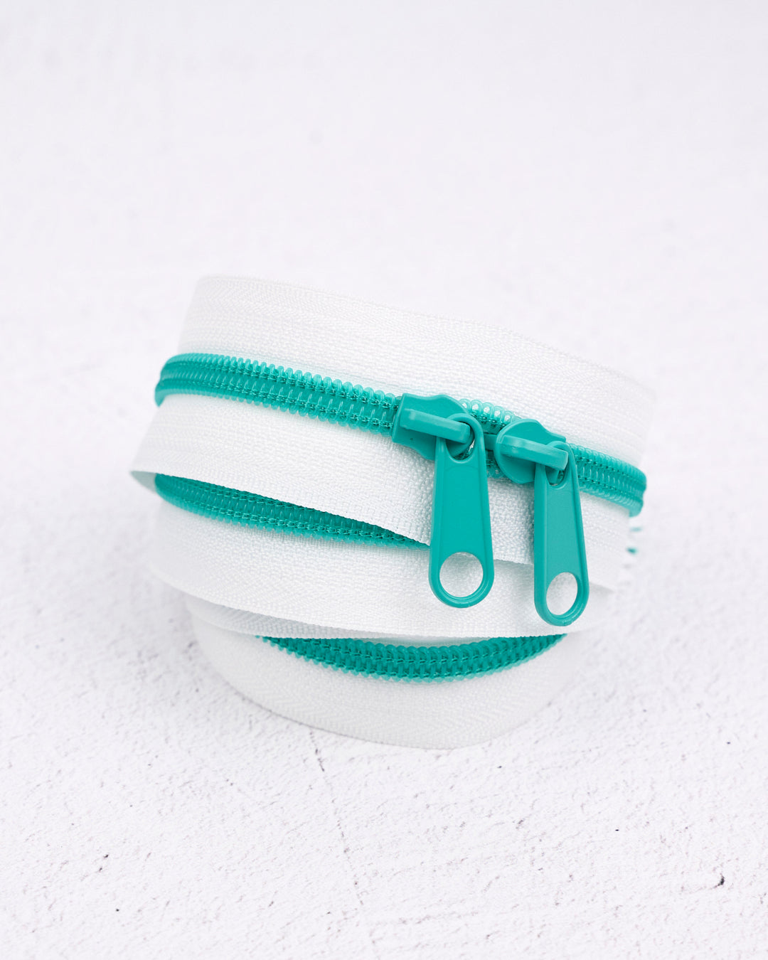Contrast Zipper