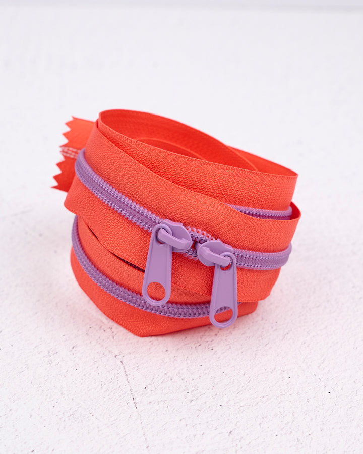 Contrast Zipper
