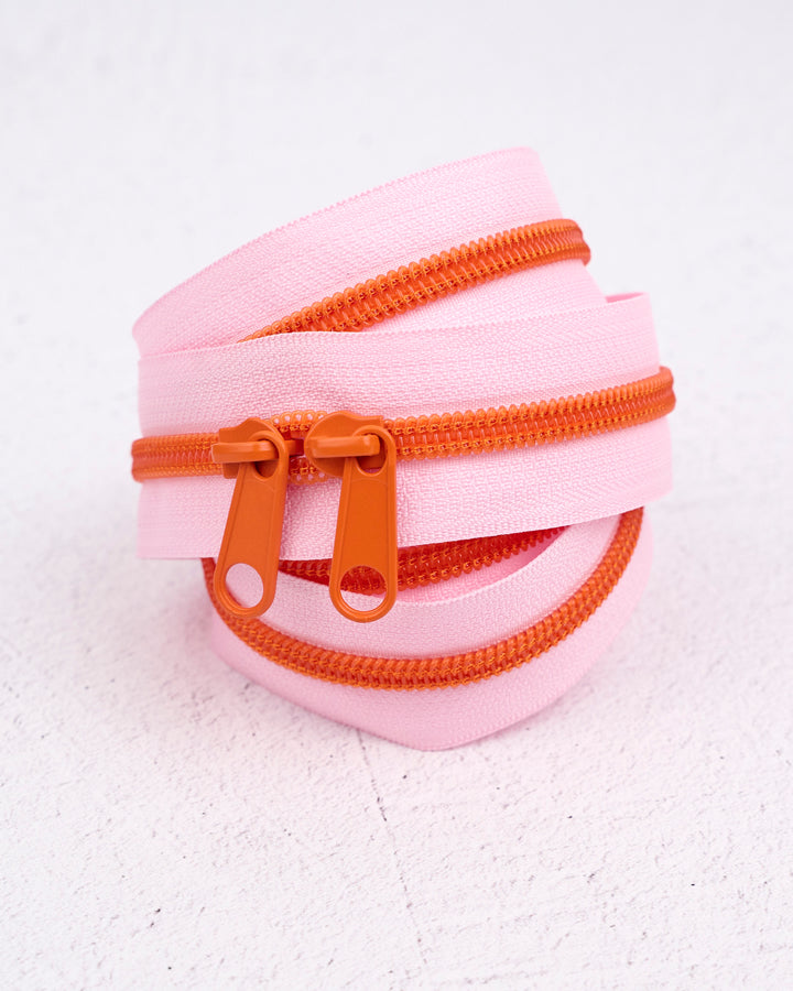 Contrast Zipper