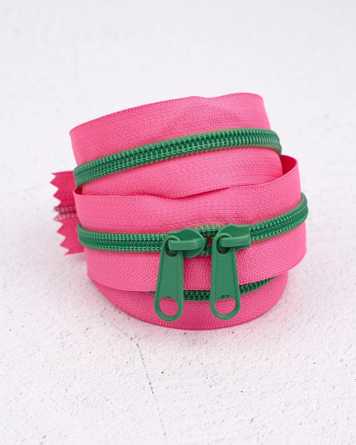 Contrast Zipper