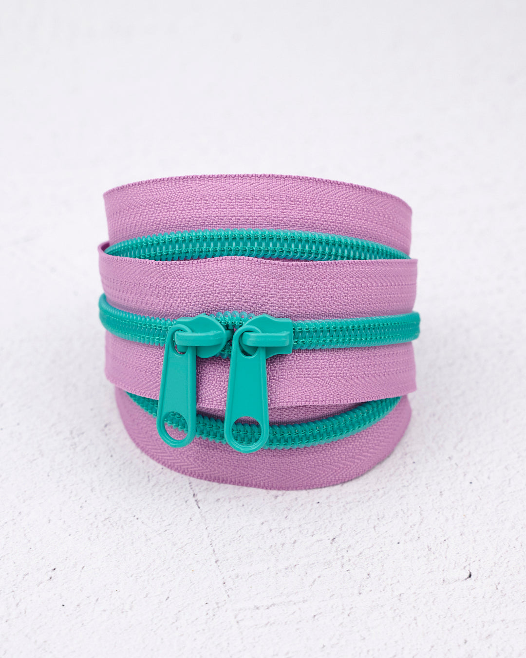 Contrast Zipper