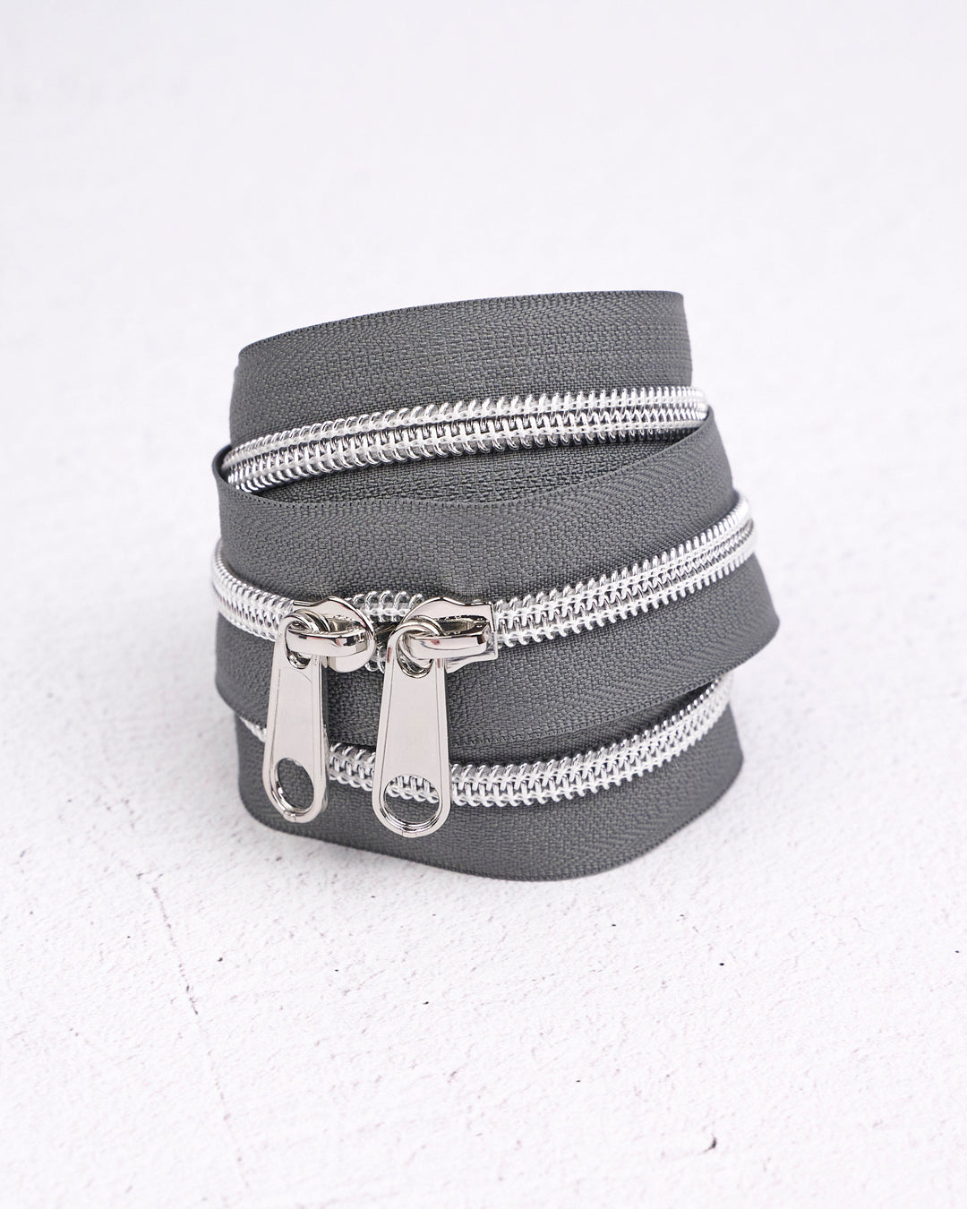 Contrast Zipper