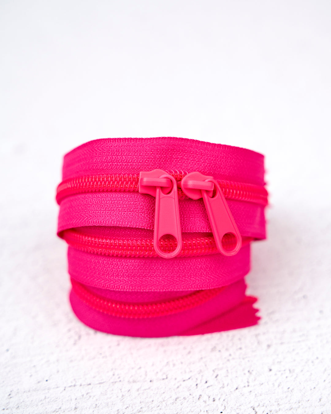 Contrast Zipper