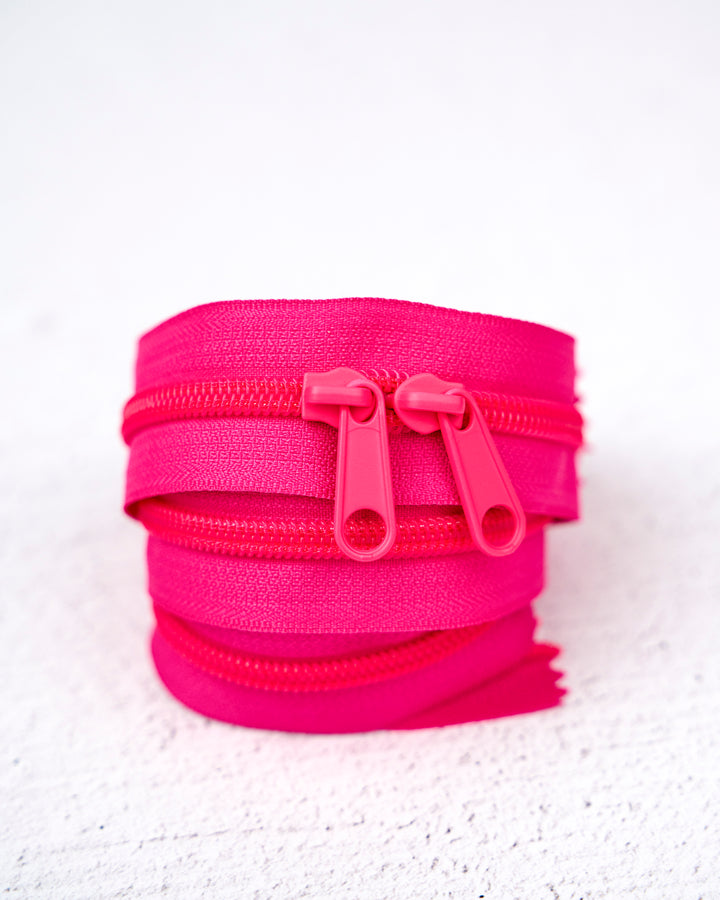 Contrast Zipper