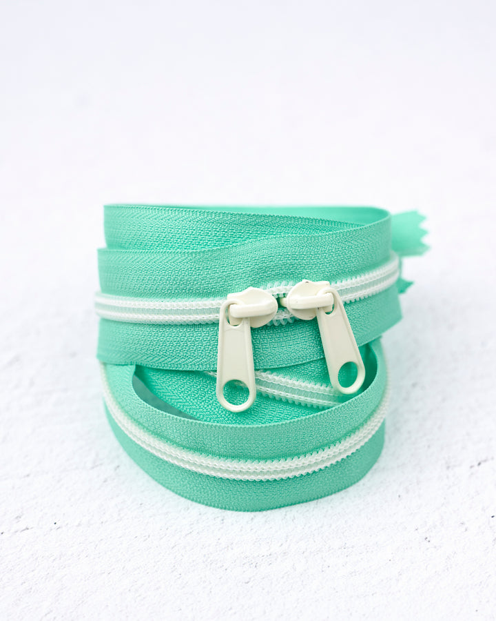 Contrast Zipper