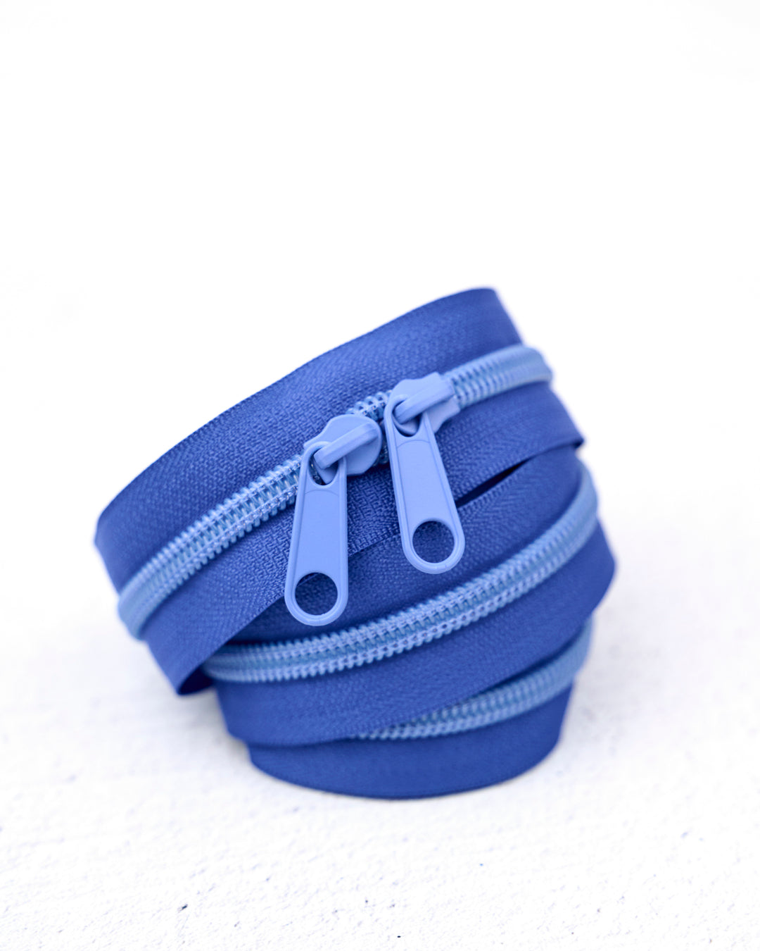 Contrast Zipper