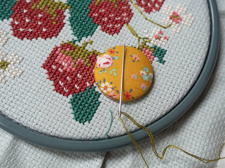 Needle Minder