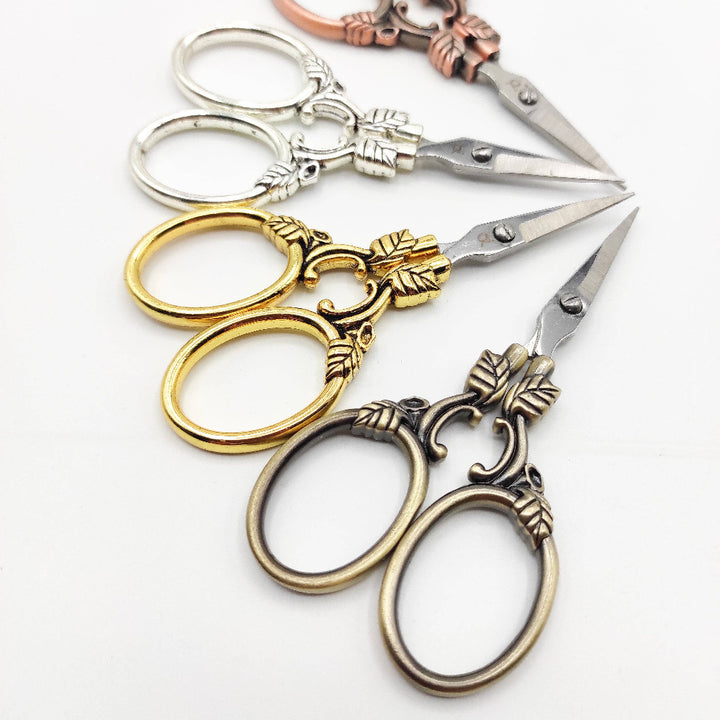 Leaf Pattern Vintage Style scissors