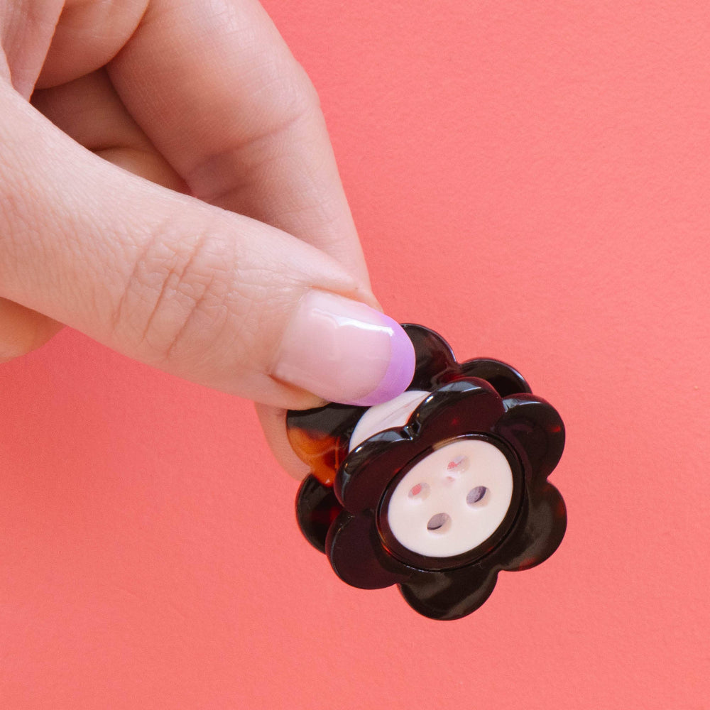 Mini Daisy Hair Claw Clip